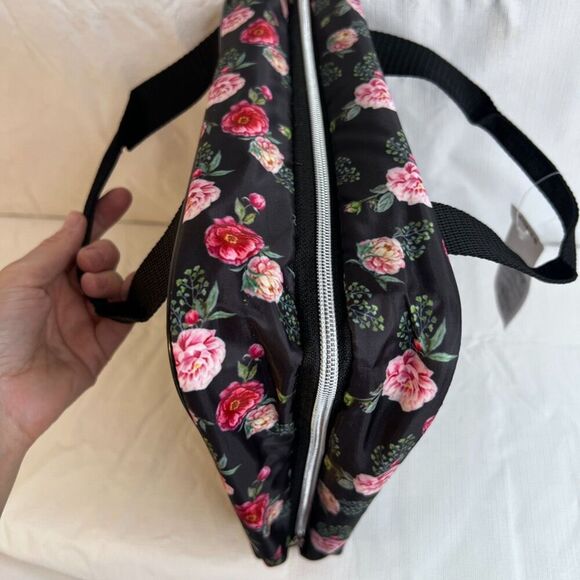 Clearlove NWT Black Floral Print Zip Travel Hanging Toiletry Bag College Dorm - Picture 2 of 9